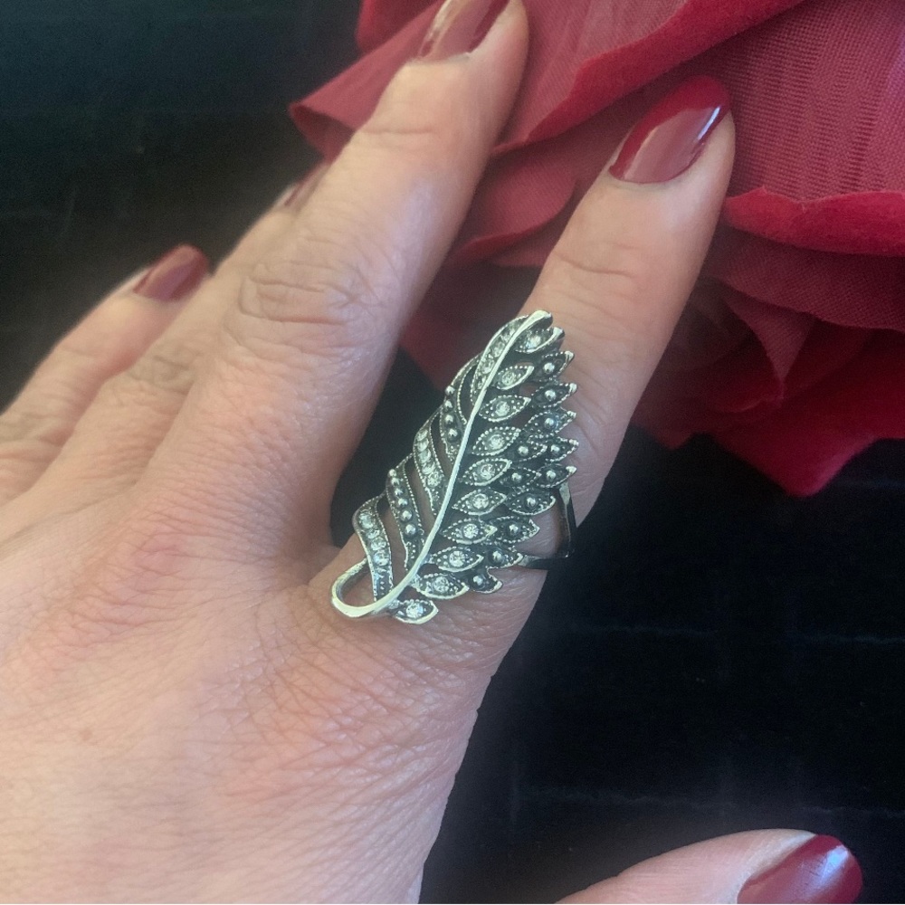 Whimsical Leaf Silver Plate Irregular Zircon Rhin… - image 1